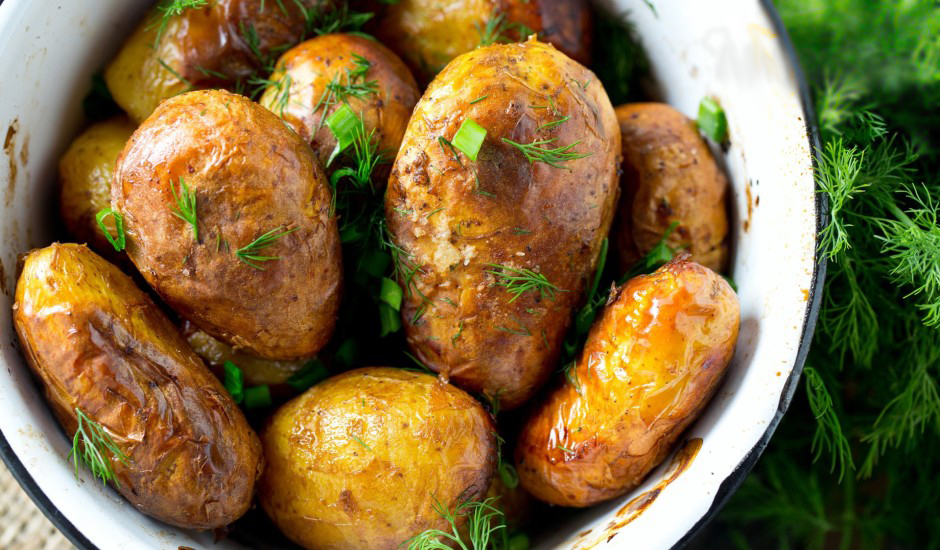 New potatoes with peel baked in the oven