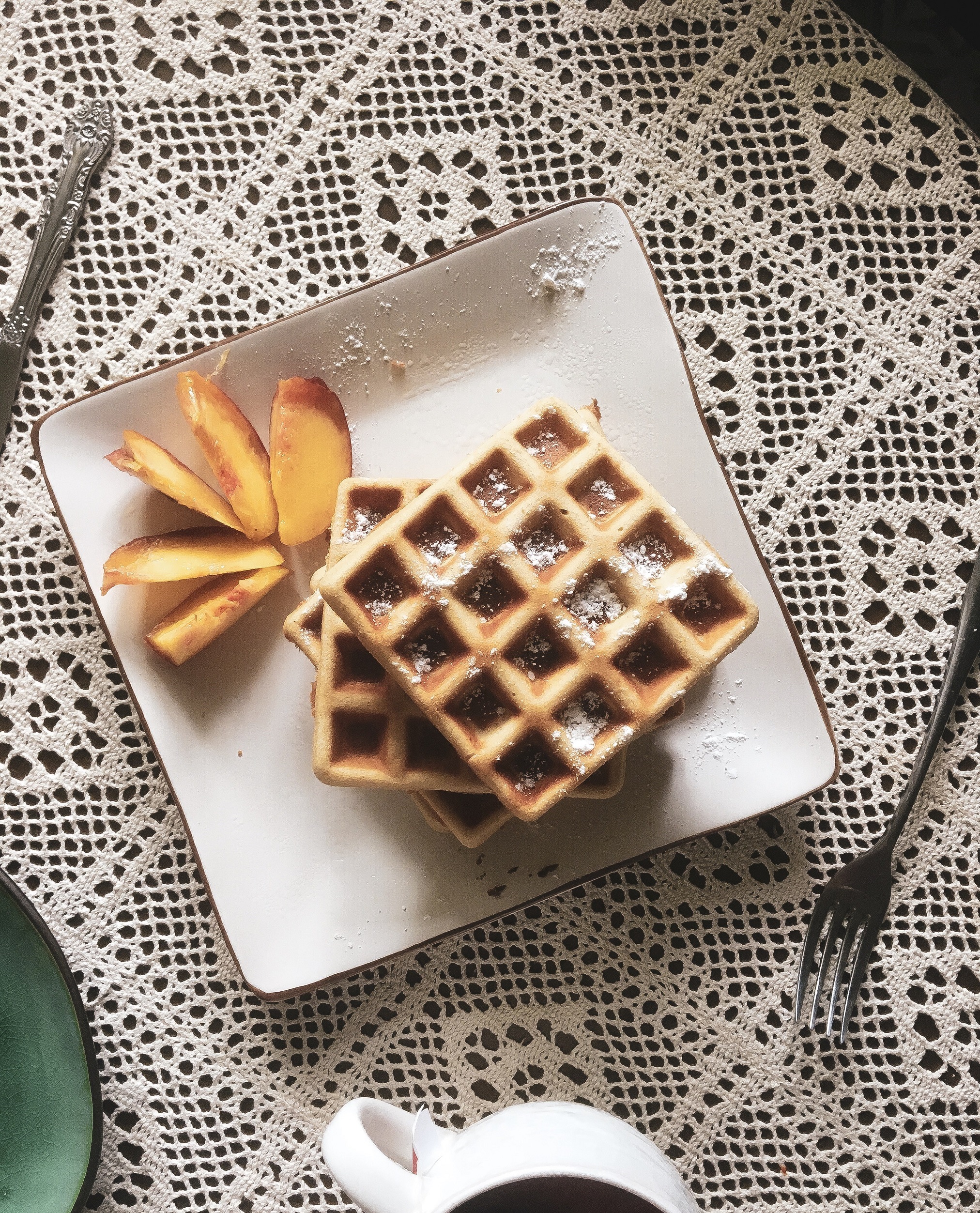 Viennese waffles with cinnamon